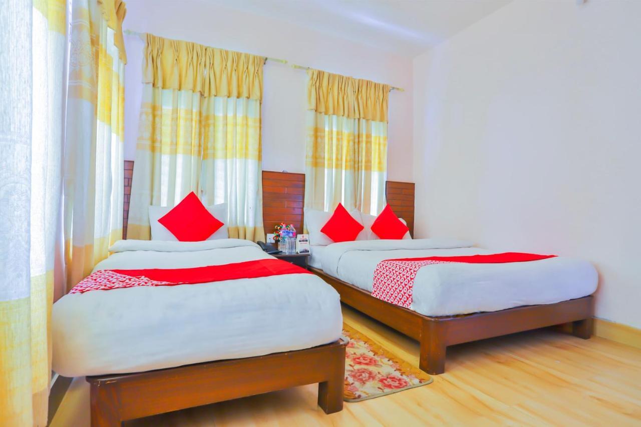 Hotel Alpine Villa Pokhara Bagian luar foto