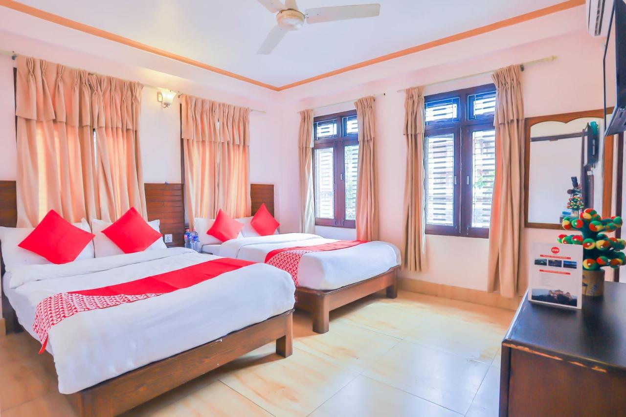 Hotel Alpine Villa Pokhara Bagian luar foto